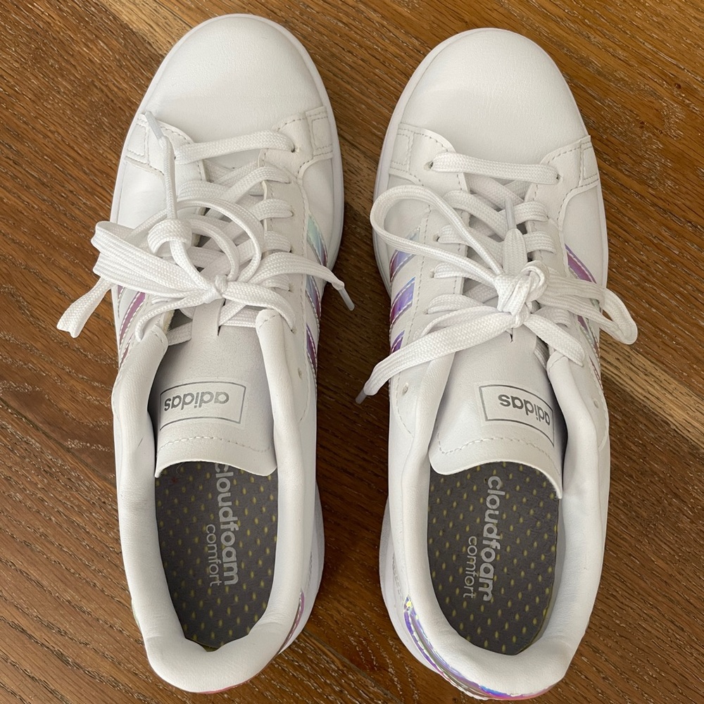 Adidas women’s tennis shoes!